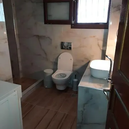 بيت للعطل House With View