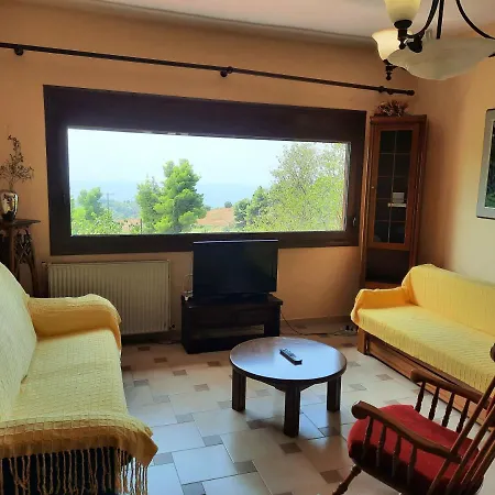 House With View 펜션 아기아 파라스케비